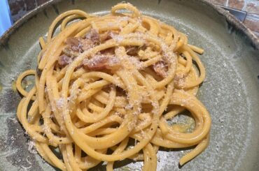 Egg, pecorino, guanciale, pepper, Bucatini