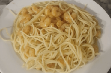 Spaghetti with shrimp