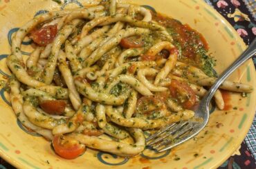 Kamut trofie with homegrown pesto and tomatoes