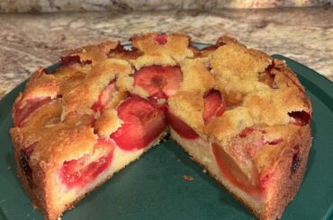 Pluot Perfection: A Twist on Traditional Torta di Albicocche