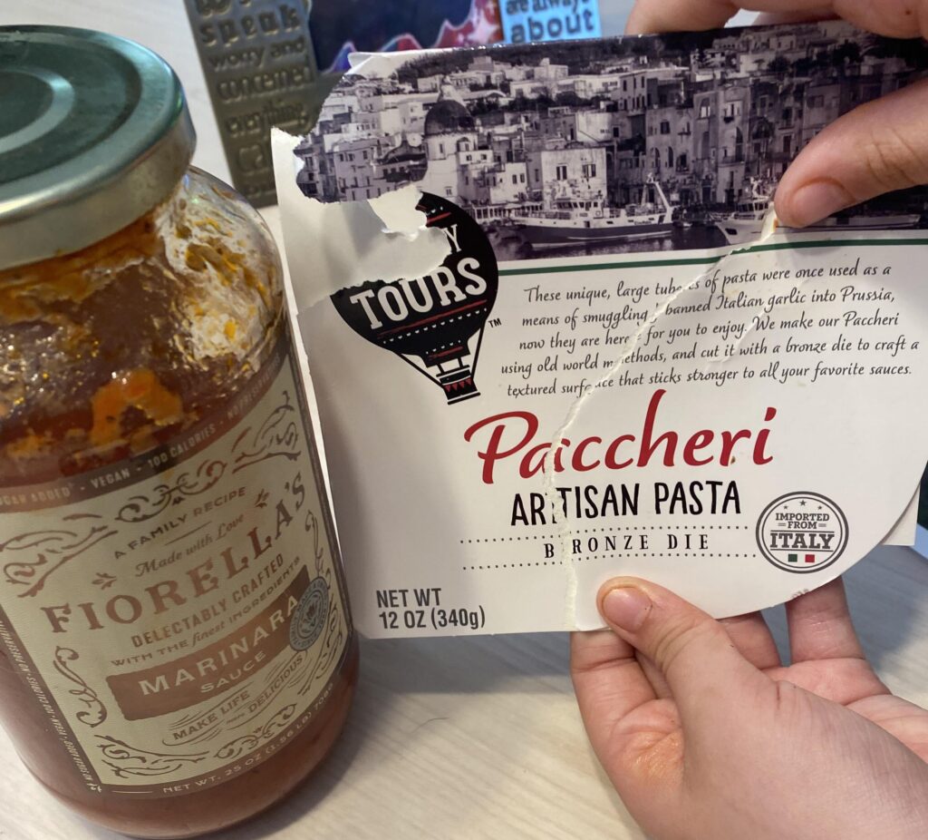 The mix of this pasta and this sauce is unbeatable!