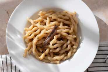 Antico Fusilli Burro e Alici e Colatura