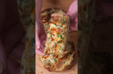 cheesey garlic bread recipe #shorts #recipe #ansarifoodsecrets