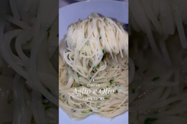 Pasta Aglio e Olio  #pasta #pastarecipe #italian #easyrecipe #italianrecipes #italiancooking