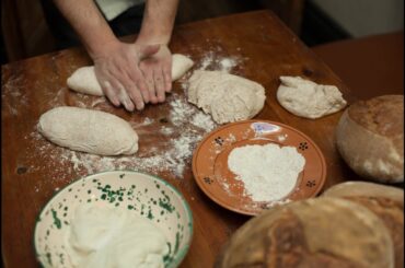 Inside an Italian Restaurant in Toronto: The Role of Flour in Authentic Italian Cuisine
