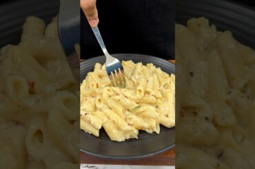 Cheesy White Sauce Pasta ASMR Cooking #shorts #food #cooking #asmr #crunchytreats #recipe #pasta