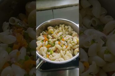 White Sauce Pasta Recipe | Easy Pasta Recipe #shorts #pasta #whitesaucepasta #youtubeshorts