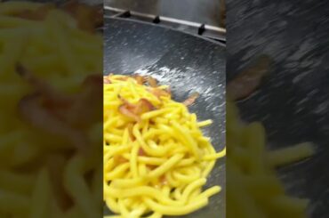 Carbonara Ricetta Originale: #Milano #Carbonara #RicettaCarbonara #SpaghettiCarbonara #Food #Foodie