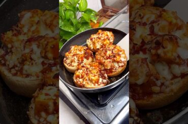 Pizza paneer buns healthy jhatpat bnaya ghar pe #youtubeshorts #shorts