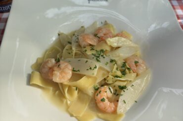 Tagliatelle with Shrimp in a lemon butter sauce with asparagus