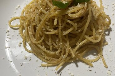 Pasta with fresh lemon