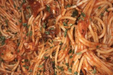 Amatraciana al frutti de mare.