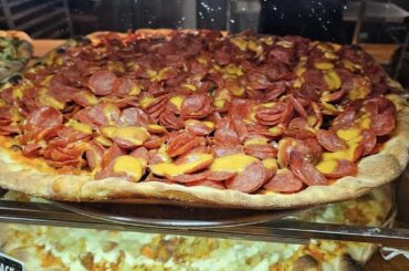 (Tony Boloney’s Hoboken) pepperoni slices
