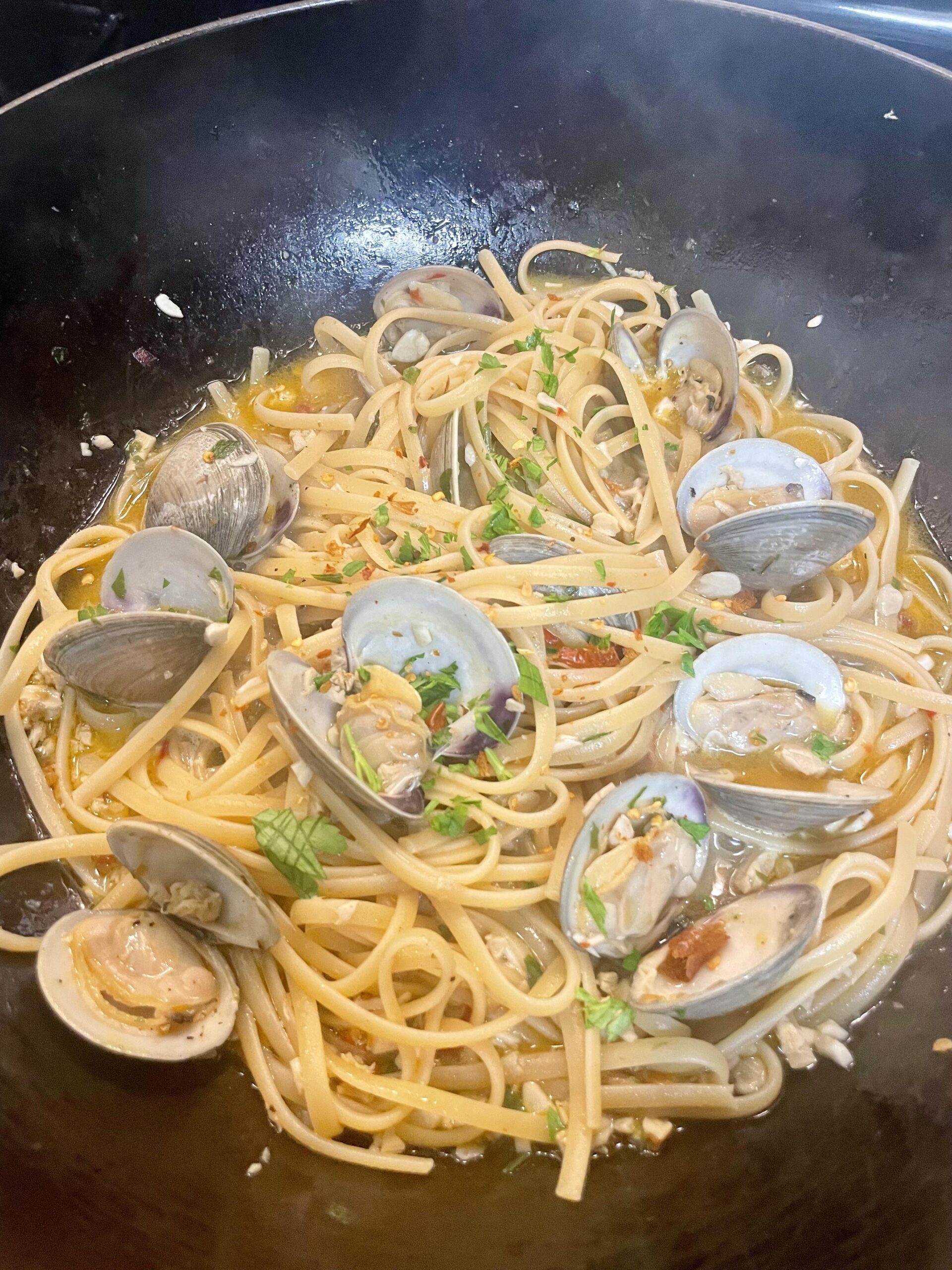 Linguine alle vongole Linguine alle vongole