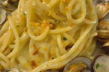 Spaghettoni with Clams and Bottarga.