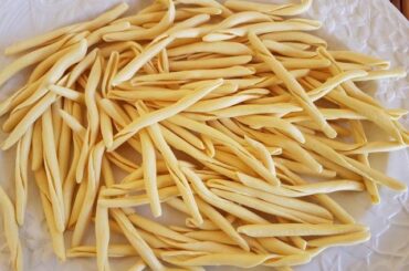 Who knows the name of this type of pasta?