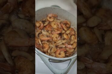 Pasta  Fettuccine Cooking Easy  ( Alfredo  and Shrimp ) #shorts  #explore  #pasta