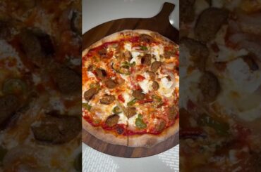 #shorts #pizza #pineapple #hawaiian #italy #chefrush #howto #comedy #food #cooking #foodies #recipes