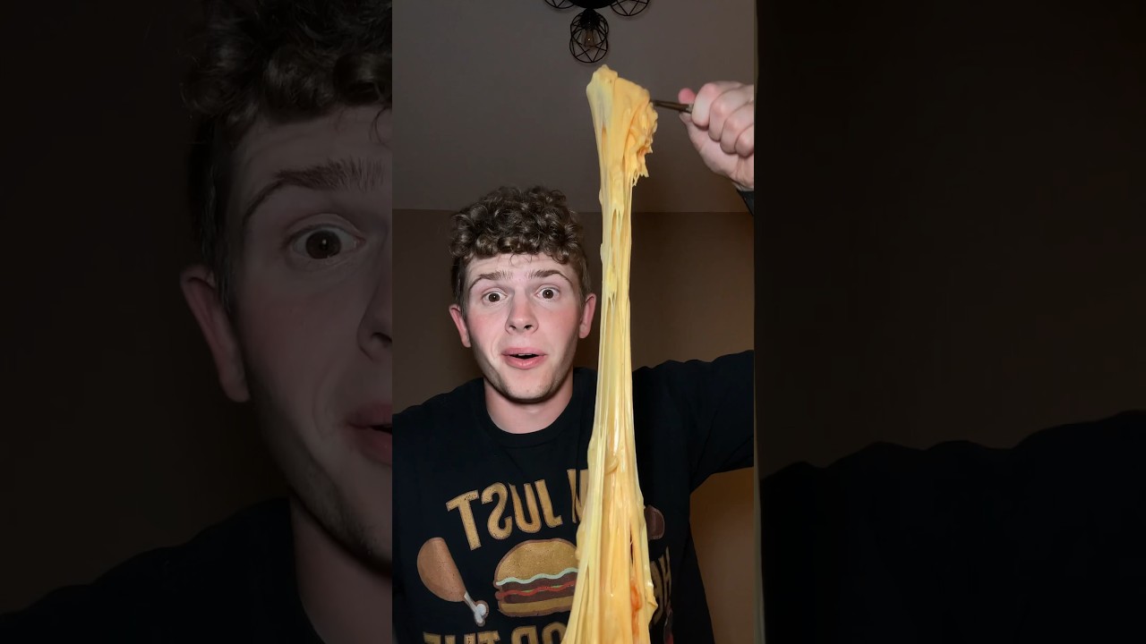 Eating the viral mac n cheese food hack! Eating the viral mac n cheese food hack!