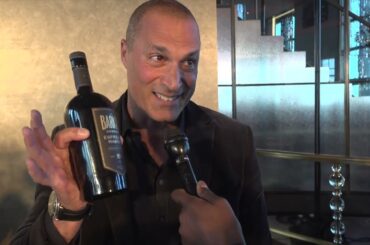 Nigel Barker Leaves models for Martinis'