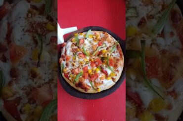 Aaj Hamne ki Pizza party | #shorts #youtubeshorts #food #recipe
