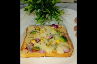 Bread pizza Recipe#shorts#youtubeshorts#shortsfeed