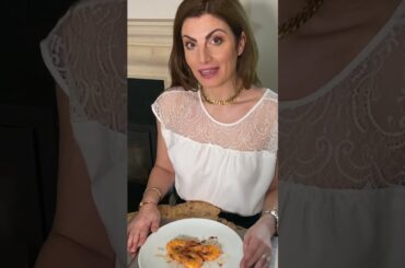 How to eat King Prawns with Formal British Dining Etiquette