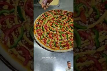 The Ultimate Guide to Making Authentic Italian Pizza #pizza #pizzalover #grilledpizza #youtubeshorts