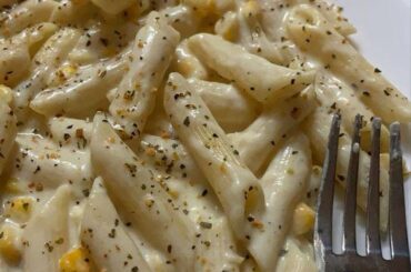 White sauce pasta