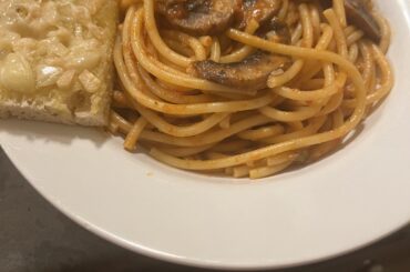 Bucatini  Fra Diavolo powered by habanero peppers with mushrooms.