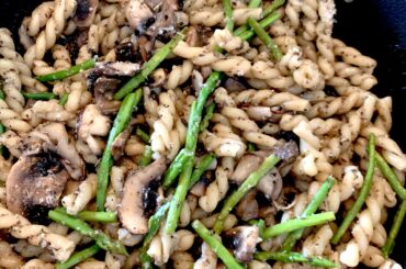Trofie with mushrooms and asparagus