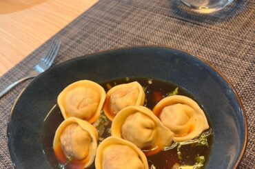 Cappelletti in broth