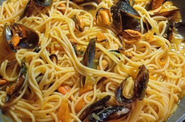 Spaghetti with mussels
