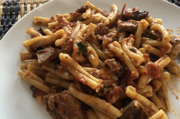 Caserecce al ragù di tonno / Tuna ragout caserecce