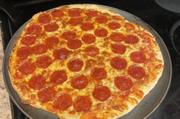 Any tips on stuffed crust? Do I have to freeze the cheese?