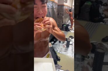Bodybuilder Has Cheat Meal After Months