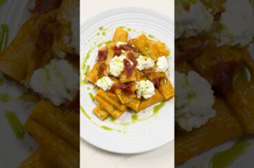 Creamy Butternut Squash Pasta - A Cozy Fall Recipe #pasta #cooking #shorts