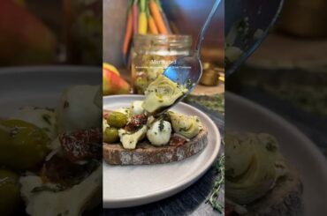 Italian Antipasto Recipe: Artichokes, Mozzarella, and Olives!