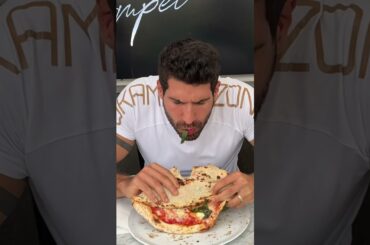MANGIO UNA PIZZA DOPO 6 MESI DI DIETA