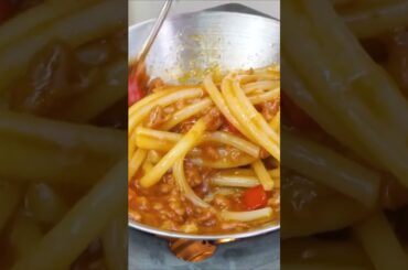 Mini Pasta with Rich Beef Sauce: Flavor in Every Bite