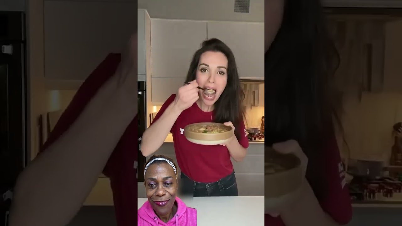 This Insane Veggie Tortellini Soup Recipe Will Blow Your Mind! @hungry.happens This Insane Veggie Tortellini Soup Recipe Will Blow Your Mind! @hungry.happens