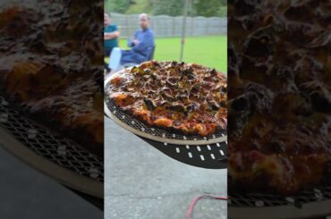 best way to make a pizza. #blackstone #pizzaoven