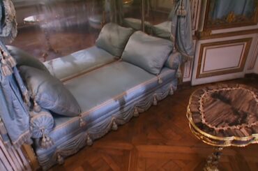 Discover Palace of Versailles