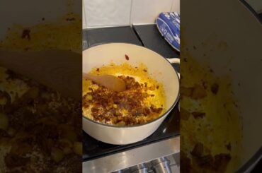 Creamy Italian meatball soup!