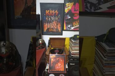 April Wine - The Nature Of The Beast - 1981 LP (First Press Italy) #aprilwine #hardrock #rock #short