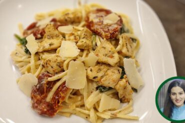 Tomato Spinach Linguine recipe | Restaurant style pasta | Italian cuisine.