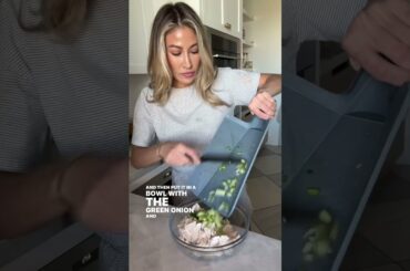 FINALLY the Chicken Salad Pita recipe my family craves. this one is SO quick and easy to whip