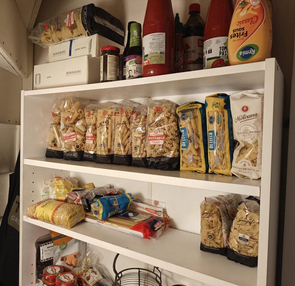 What’s your favorite dry pasta brand? What should I try? Greetings from my stair-closet What's your favorite dry pasta brand? What should I try? Greetings from my stair-closet