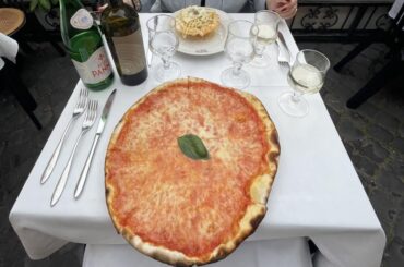 Flavorful same day pizza