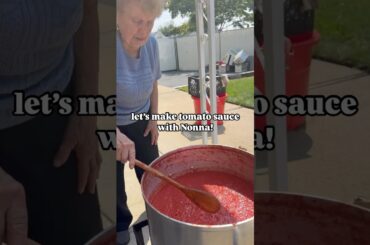 Making Tomato Sauce from Scratch #shorts #italiancooking #tomatosauce #nostalgia #nonna #pastasauce